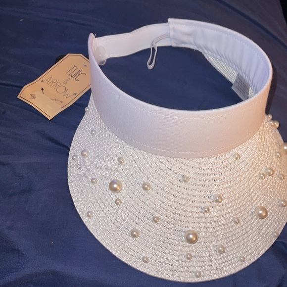 Twig & Arrow sunvisor - Picture 3 of 4